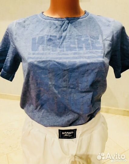 Два больших пакета одежды 44