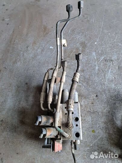 Блок клапанов подвески на BMW Е65 е66