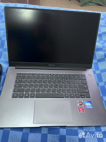 Ноутбук Honor magicbook 15