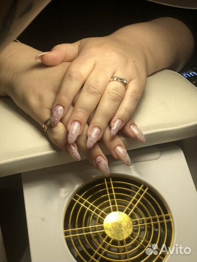 Маникюр на дому