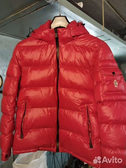 Пуховик moncler