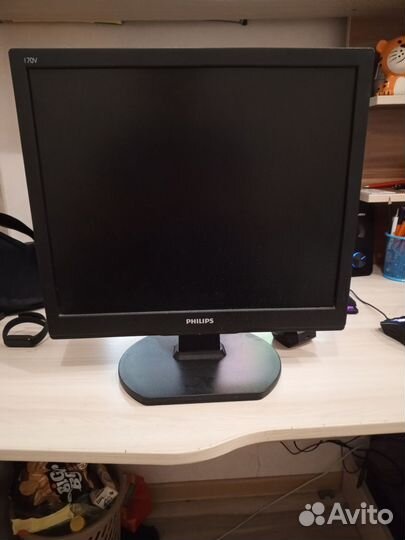 Монитор philips 170v