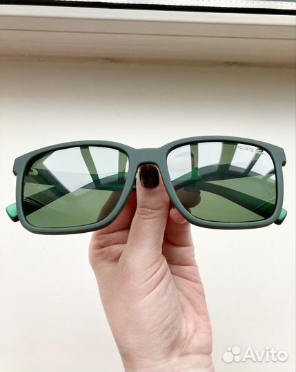 Поляризационные очки Lacoste солнцезащитные