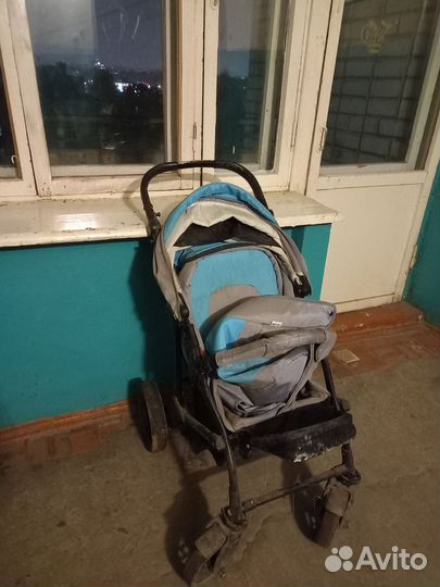 Коляска бу