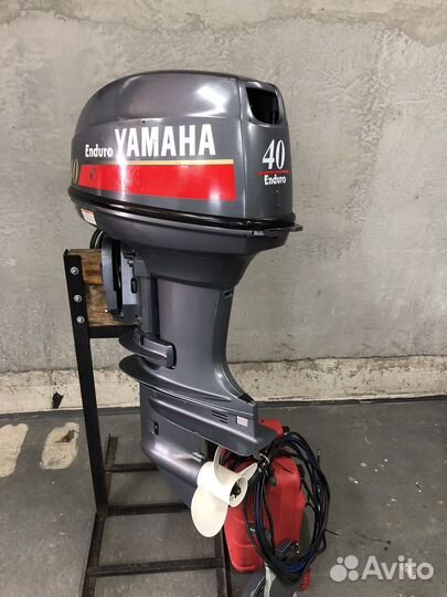 Yamaha E40XW