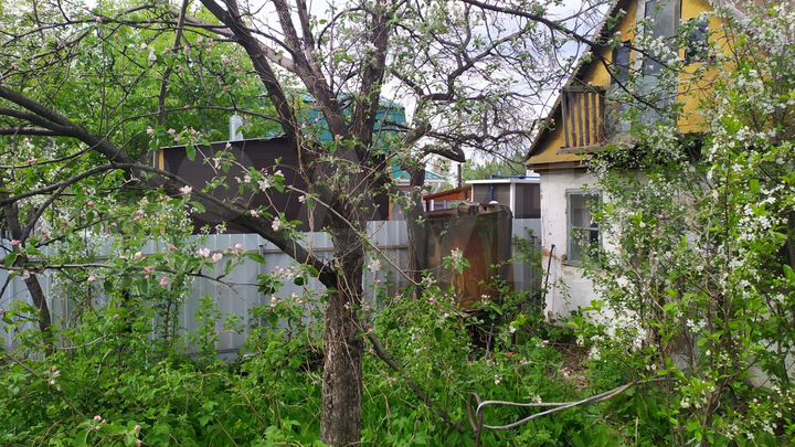 Дача 20 м² на участке 4 сот.