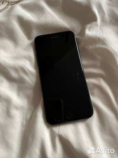 iPhone SE (2020), 64 ГБ