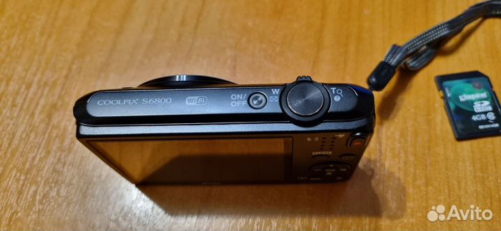 Цифровой фотоаппарат Nikon Coolpix S6800