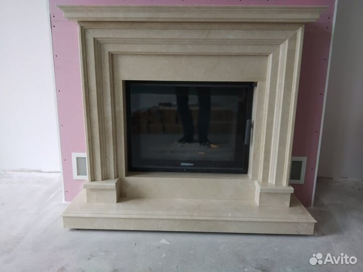 Портал каминный мраморный