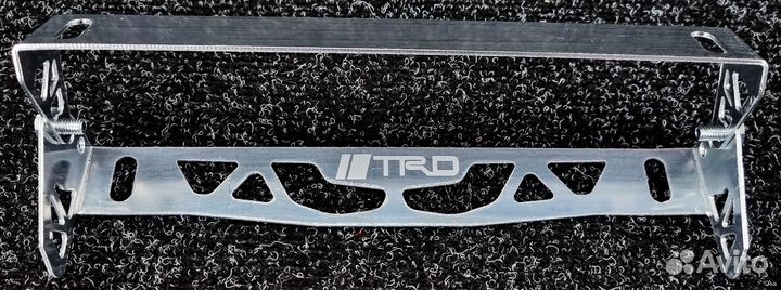 Крепление номера TRD (Золотой)