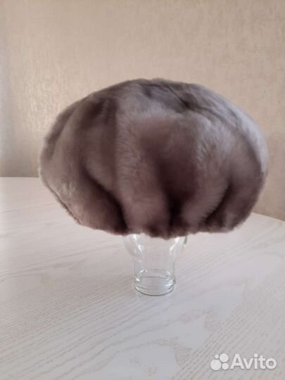 Берет женский меховой