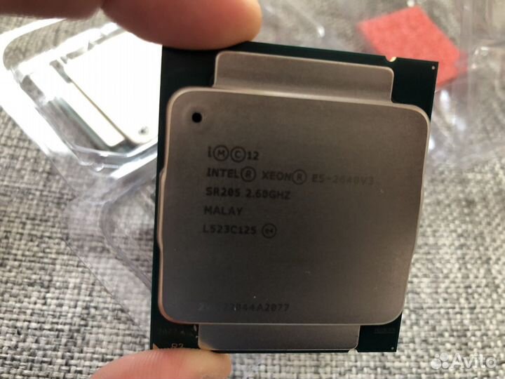 Процессор Intel Xeon E5 2640 V3 SR205