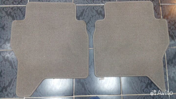 Коврики оригинальные комплект Mitsubishi Pajero 3