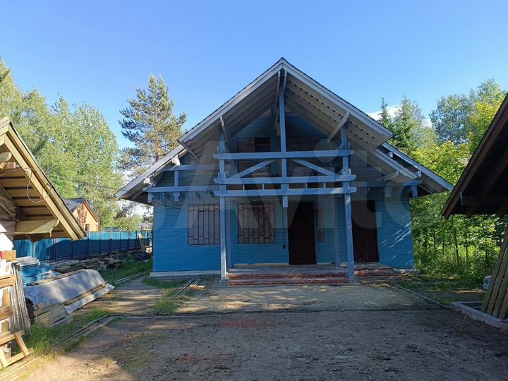 Дом 182,9 м² на участке 14 сот.