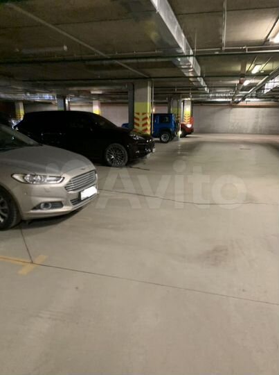 Машиноместо, 17 м²