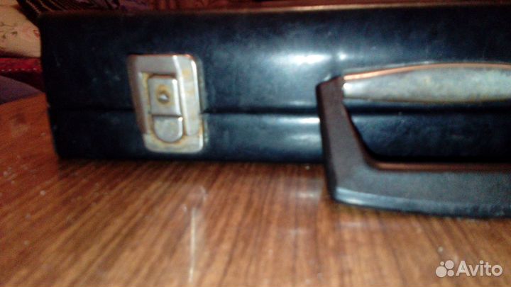 Чемодан дипломат