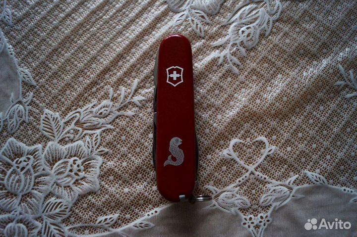 Нож Victorinox 1.3653.72 angler
