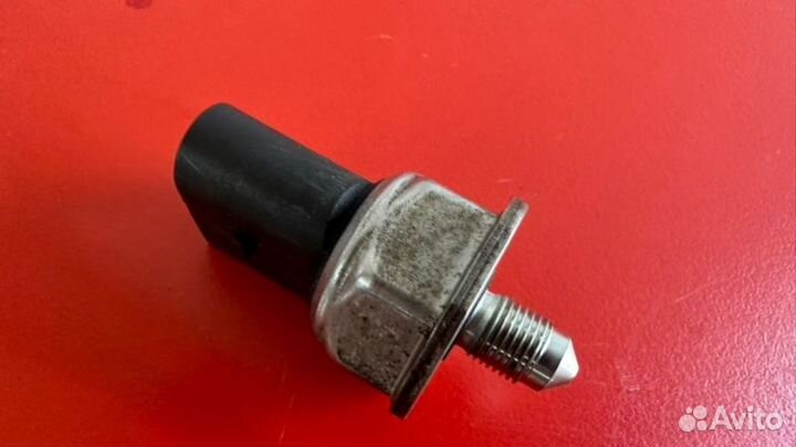 Датчик давления топлива Audi A6 C6 AUK 3.2 2008
