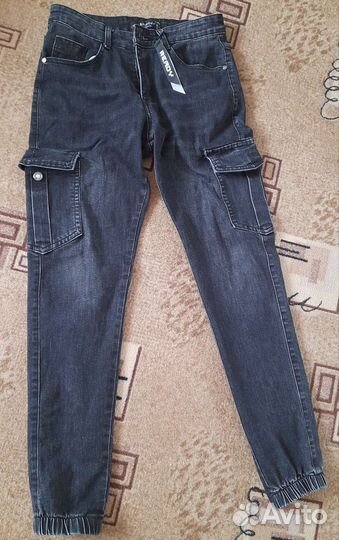 Джинсы