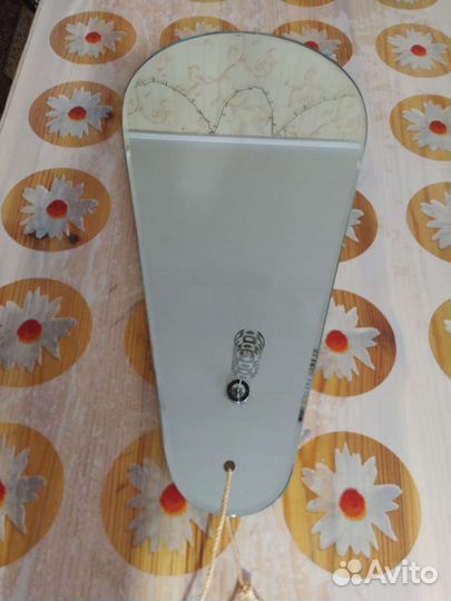 Зеркало капелька