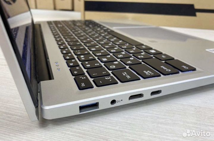 Новый ноутбук 12гб озу, SSD 512