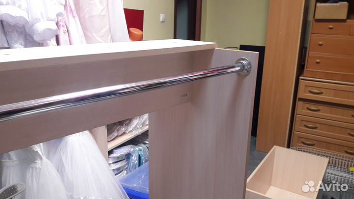 Вешало напольное