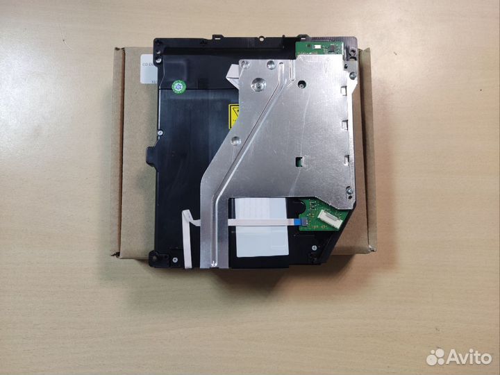 CD DVD-привод Playstation 4