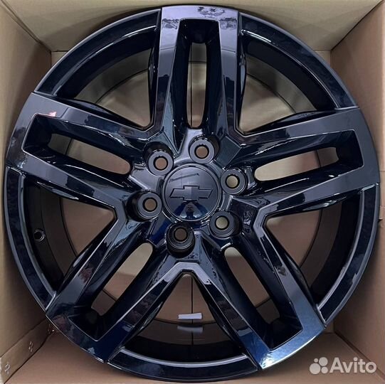 Летние колеса на Cadillac Кадиллак Escalade R20