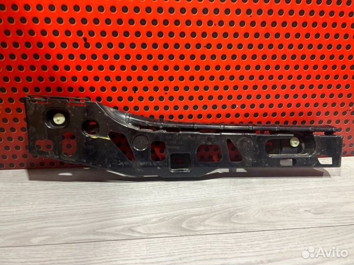 Кронштейн порога Bmw 5 G30 B48B20A 2020