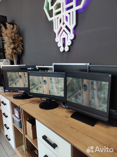 Мониторы Б/У