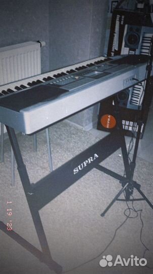 Синтезатор supra SKB-610S