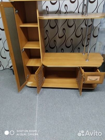 Полка под тв