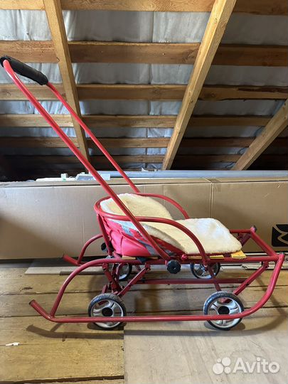 Санки с ручкой