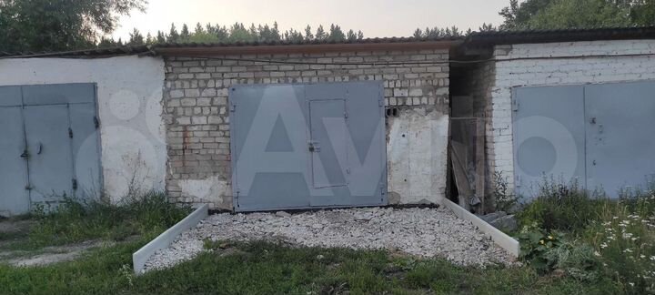 Гараж, > 30 м²