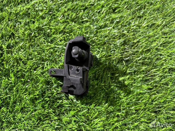 Активатор замка крышки бензобака Volkswagen