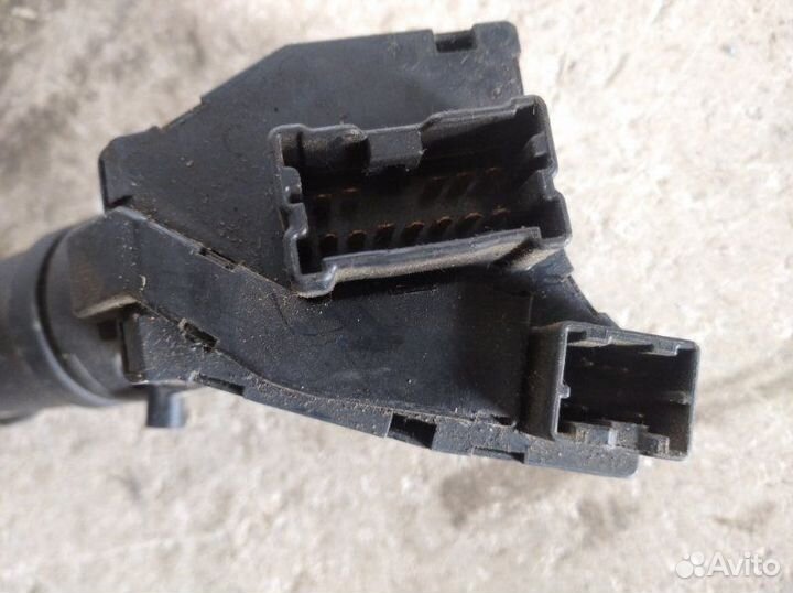 Переключатель поворотов Nissan Primera P12