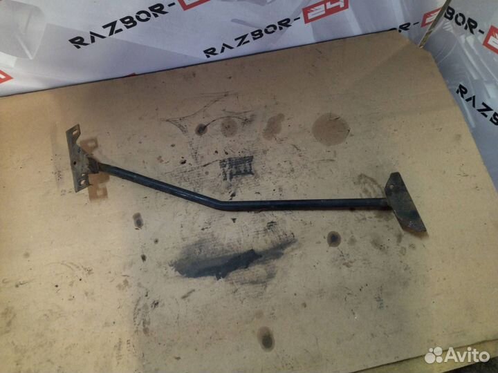 Кронштейн подножки DAF XF 105 2010