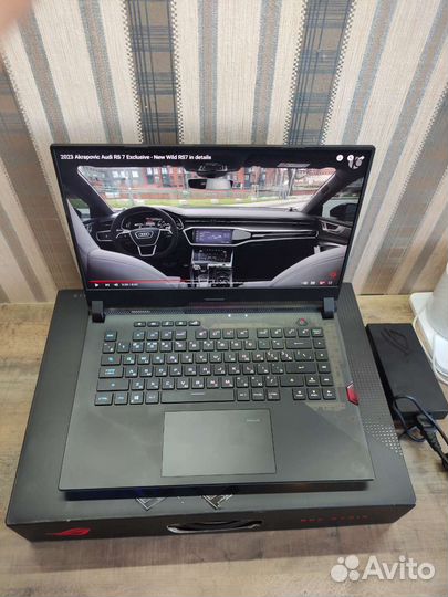 Asus rog strix scar g533q 300hz/r7/SSD/16ram/3060