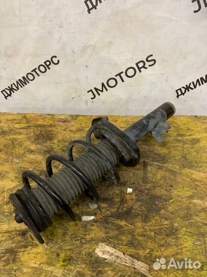 Стойка амортизатор передняя левая Volvo S40 v50