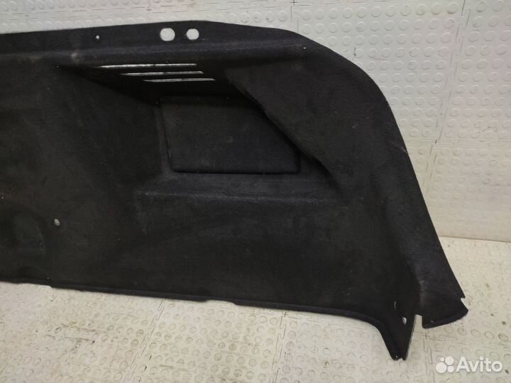 Обшивка багажника задняя правая Renault Arkana
