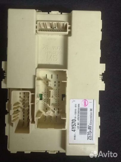 Блок предохранителей Киа Рио 3 Солярис 1