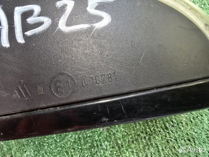 Зеркало боковое Volkswagen Passat B6