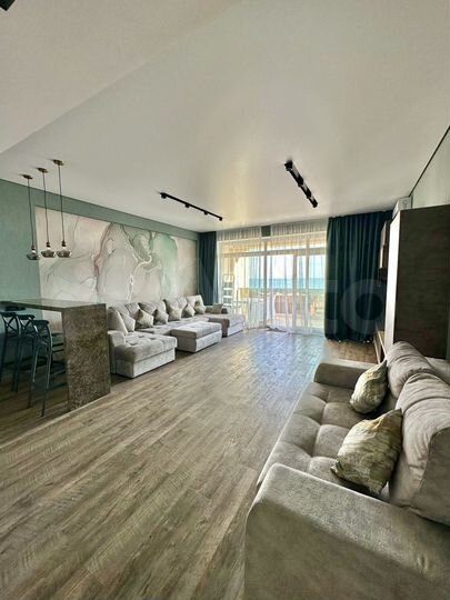 Квартира-студия, 63 м², 2/9 эт.