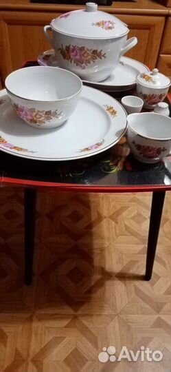 Столовый сервиз Советских времен