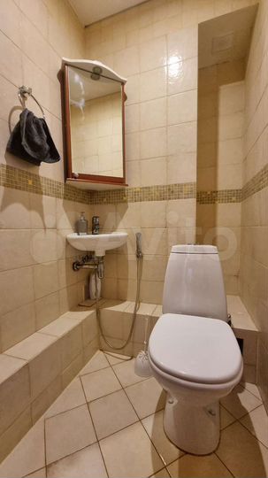 2-к. квартира, 70 м², 9/10 эт.