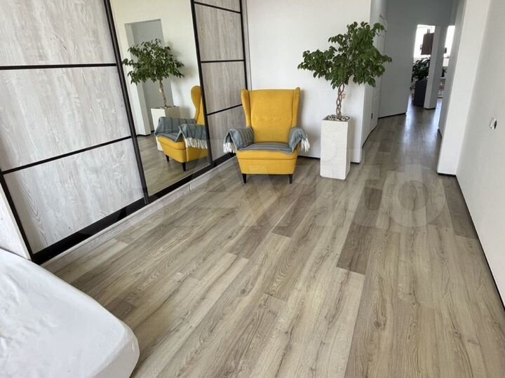 2-к. квартира, 72,3 м², 3/3 эт.