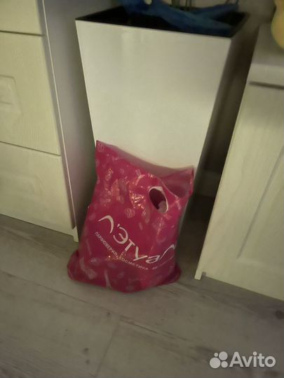 Большой пакет с вещами