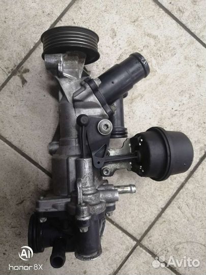 Помпа системы охлаждения Мерседес Бенс