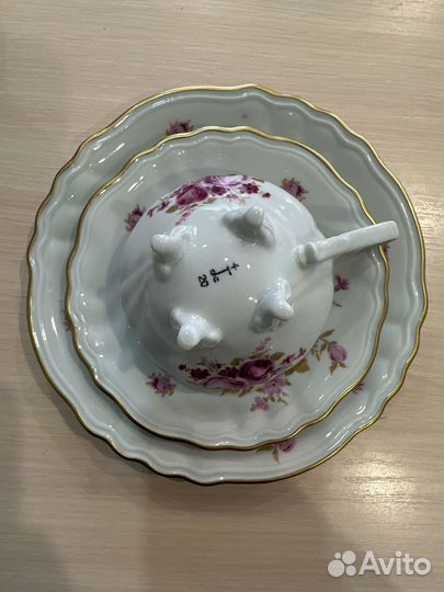 Антикварная тройка