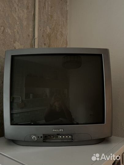 Телевизор с тумбой